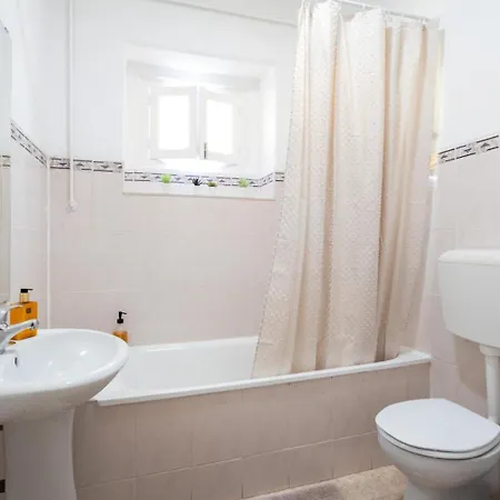 Elvira Casa Rustica 75m2 A 300 Metros Da